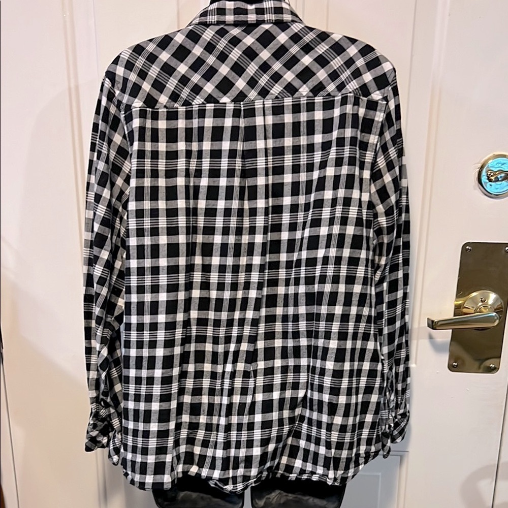 CROFT & BARROW 🖤100% COTTON BLACK & WHITE PLAID CHECK BUTTON-DOWN TOP Women’s 1X - Picture 4 of 7